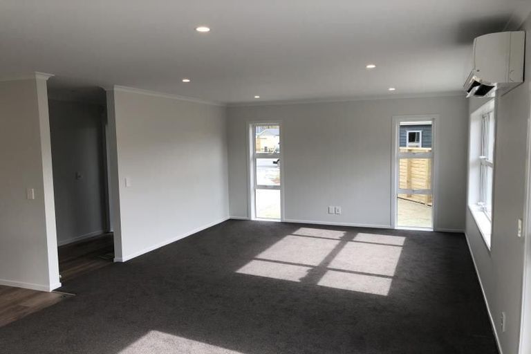 Photo of property in 11 Takapo Grove, Kelson, Lower Hutt, 5010