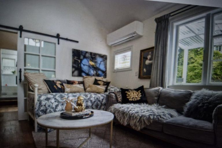 Photo of property in 113 Holloway Road, Aro Valley, Wellington, 6021