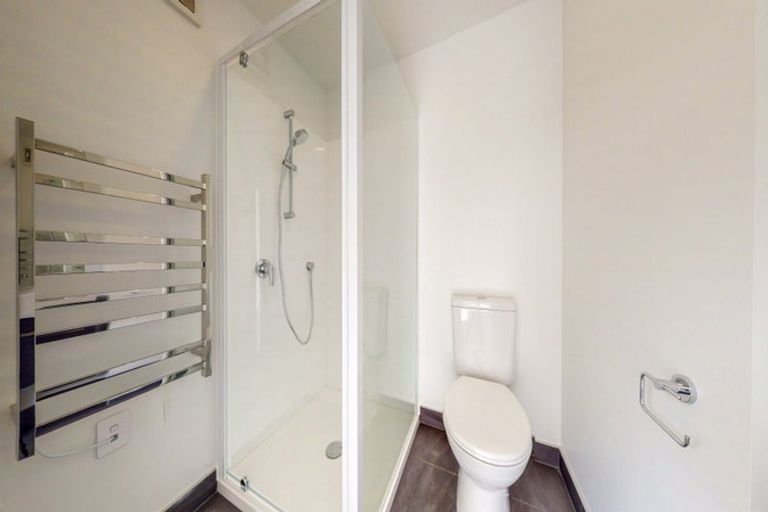 Photo of property in 49 Rua Kai Way, Brooklyn, Wellington, 6021