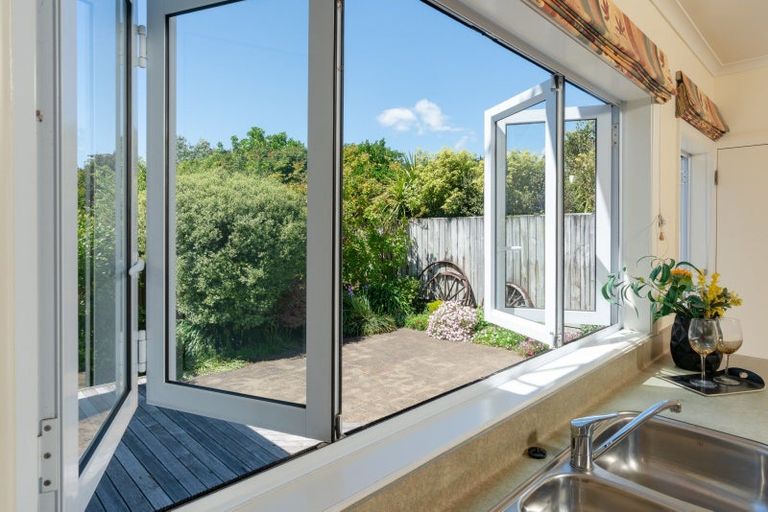Photo of property in 68 Ocean Road, Paraparaumu Beach, Paraparaumu, 5032