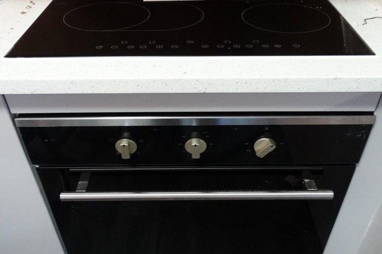 Photo of property in 31 Universal Drive, Henderson, Auckland, 0610