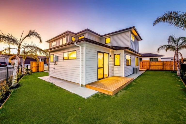 Photo of property in 4 Ahorangi Road, Silverdale, 0932