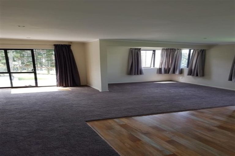 Photo of property in 39 Murphys Road, Totara Park, Auckland, 2019