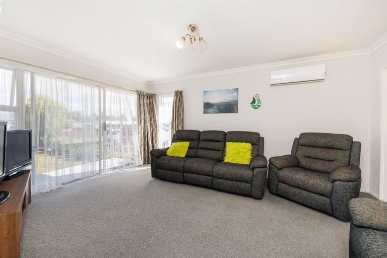 Photo of property in 14 Heather Street, Levin, 5510