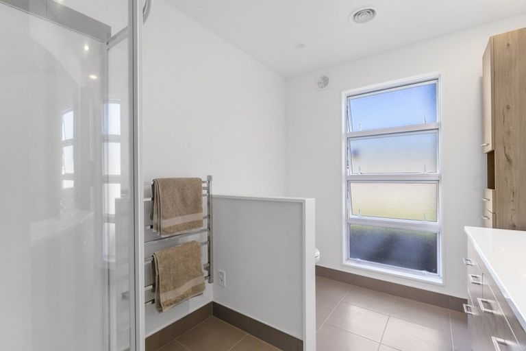 Photo of property in 91 Cedar Drive, Paraparaumu Beach, Paraparaumu, 5032