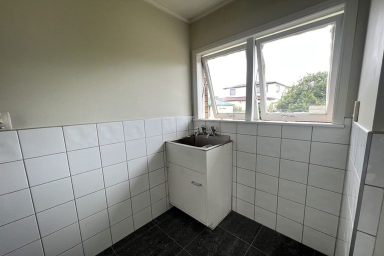 Photo of property in 14 Leith Court, Papatoetoe, Auckland, 2104