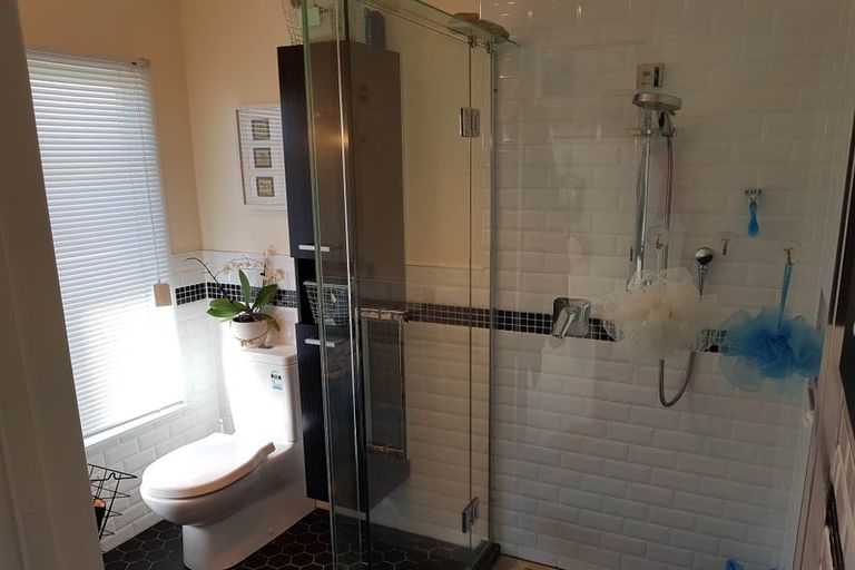 Photo of property in 62 Pitau Road, Mount Maunganui, 3116