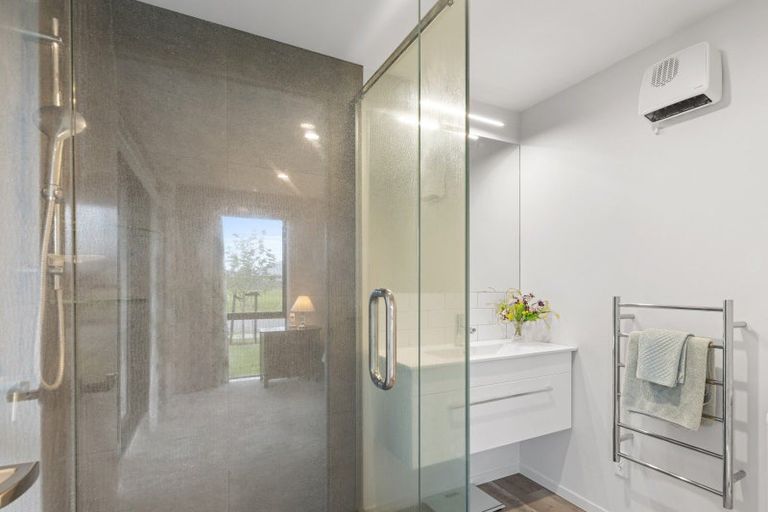 Photo of property in 4 Shier Place, Amberley, 7410