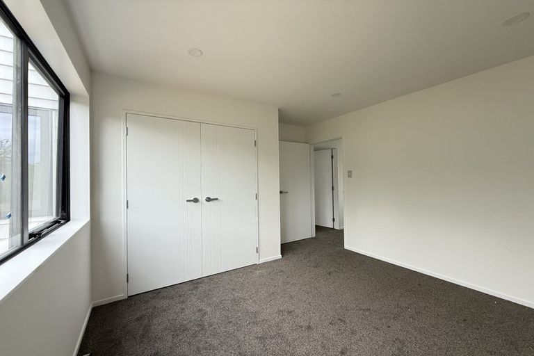 Photo of property in 40 Normanton Street, Glenfield, Auckland, 0629