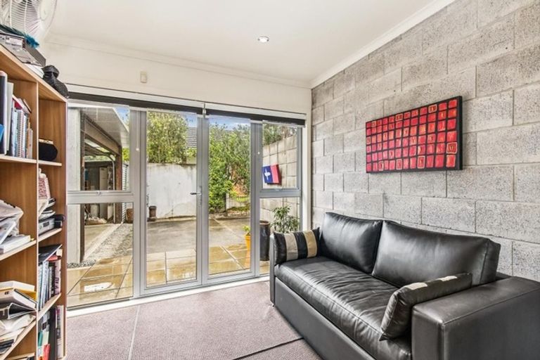 Photo of property in 2/31 Bracken Avenue, Takapuna, Auckland, 0622