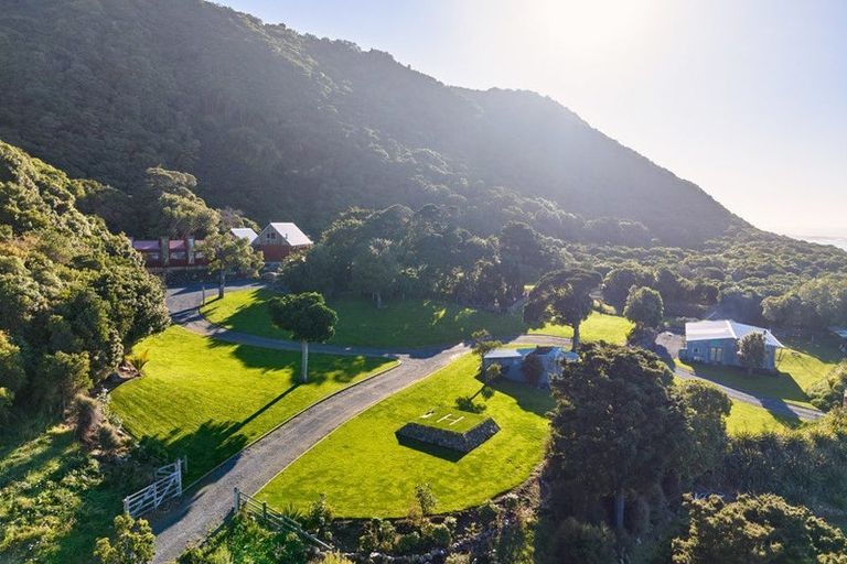 Photo of property in 2771 State Highway 1, Waipapa Bay, Kaikoura, 7371