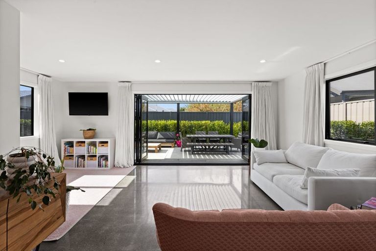 Photo of property in 140b Brookvale Road, Havelock North, 4130