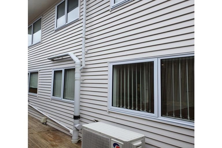 Photo of property in 29/7 Neal Avenue, Glenfield, Auckland, 0629