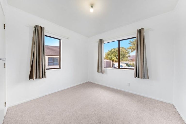 Photo of property in 261 Mahia Road, Weymouth, Auckland, 2103