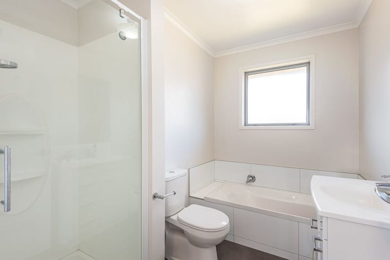 Photo of property in 32 Cumnor Terrace, Woolston, Christchurch, 8023