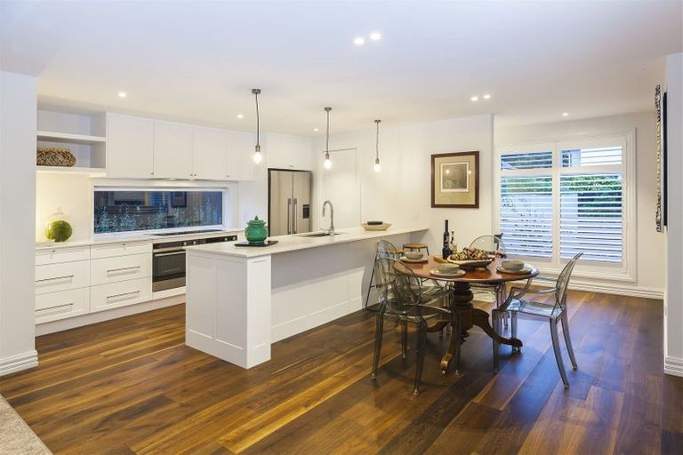 Photo of property in 197 Fendalton Road, Fendalton, Christchurch, 8052