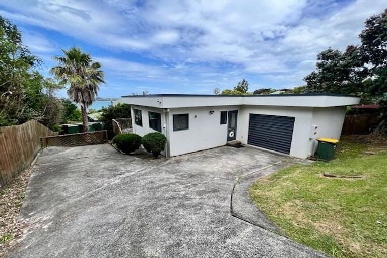 Photo of property in 39 Ardern Avenue, Stanmore Bay, Whangaparaoa, 0932