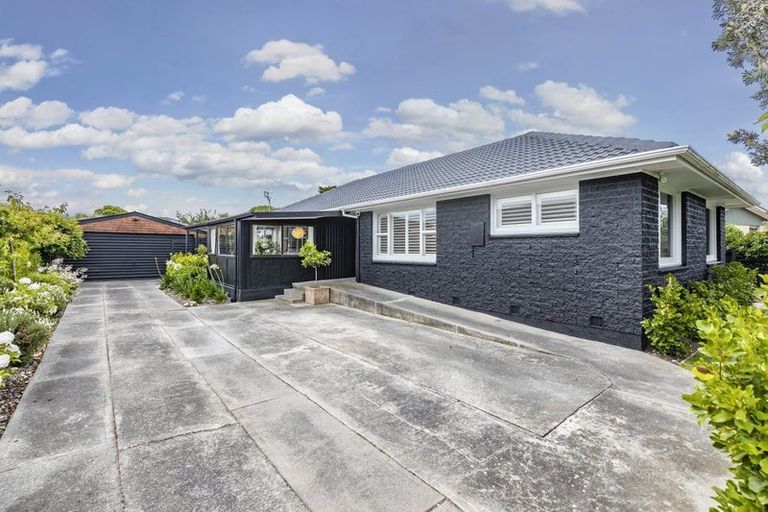 Photo of property in 25 Pandora Street, North New Brighton, Christchurch, 8083