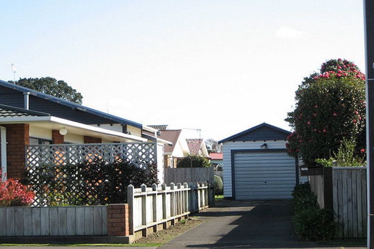 Photo of property in 16 Sanders Avenue, Westown, New Plymouth, 4310