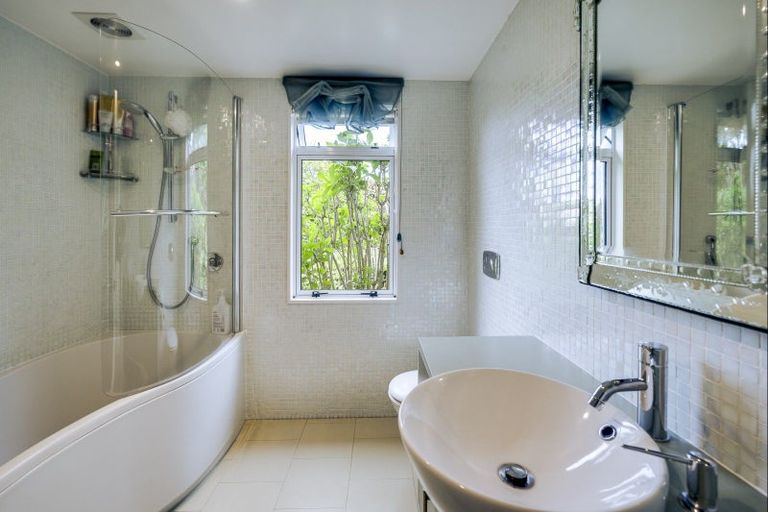 Photo of property in 91 Lane Road, Havelock North, 4130