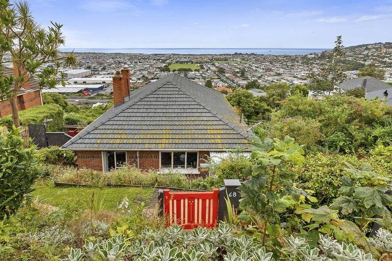 Photo of property in 68 Forfar Street, Clyde Hill, Dunedin, 9011