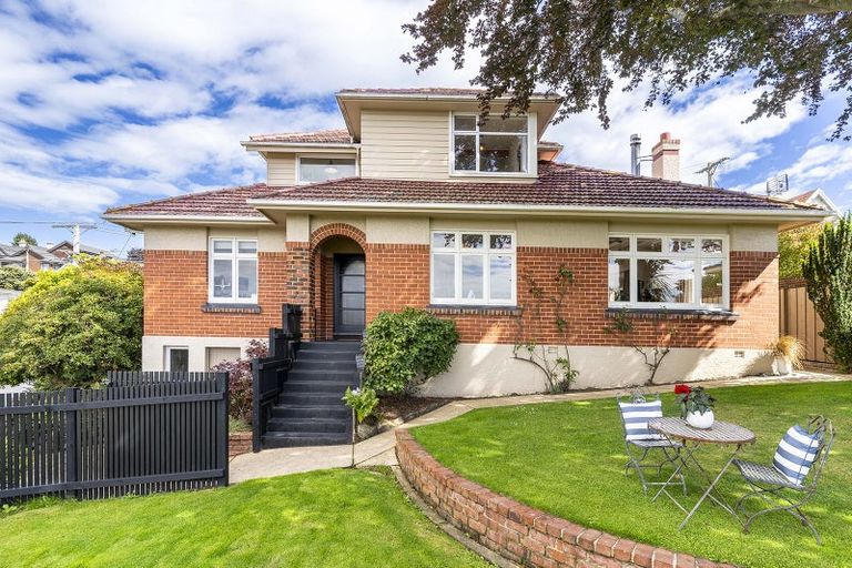 Photo of property in 21 Leven Street, Roslyn, Dunedin, 9010