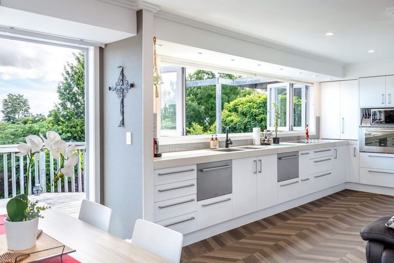 Photo of property in 31 Puriri Crescent, Lansdowne, Masterton, 5810