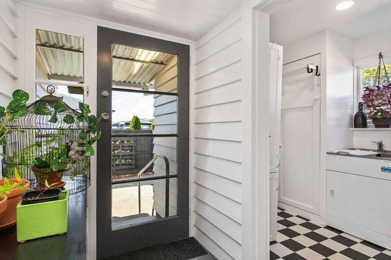 Photo of property in 66 Smith Street, Woolston, Christchurch, 8062