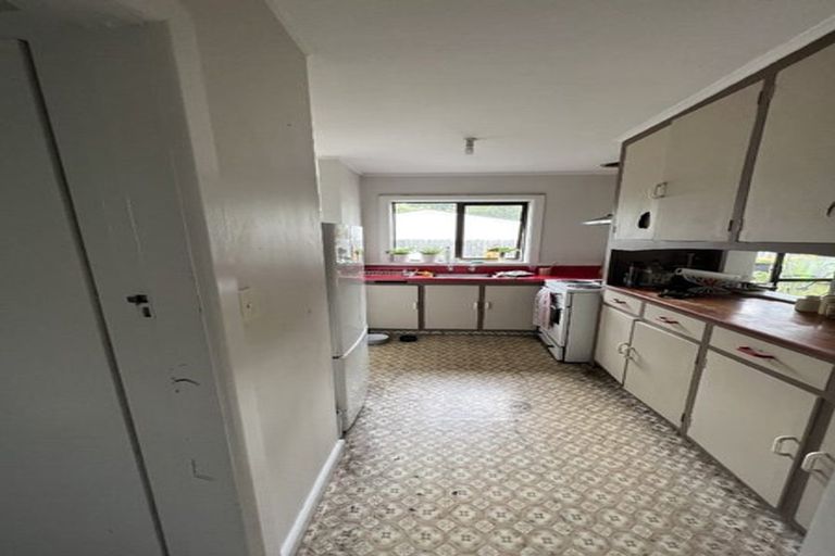 Photo of property in 32 Curletts Road, Sockburn, Christchurch, 8042