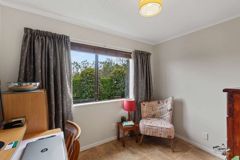 Photo of property in 6 Gillingham Road, Te Kamo, Whangarei, 0112