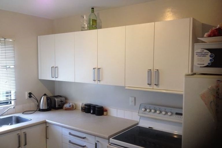 Photo of property in 2/4 Brockworth Place, Riccarton, Christchurch, 8011