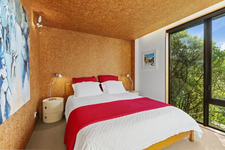 Photo of property in 127a Makara Road, Karori, Wellington, 6012