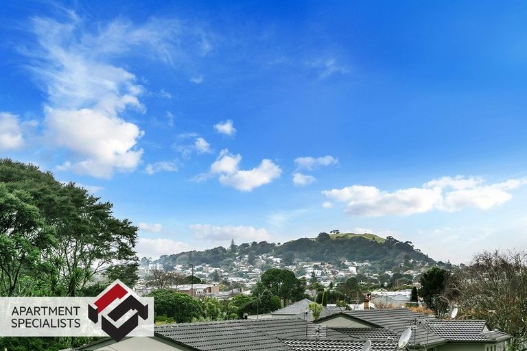 Photo of property in 325/26 Morningside Drive, Morningside, Auckland, 1025