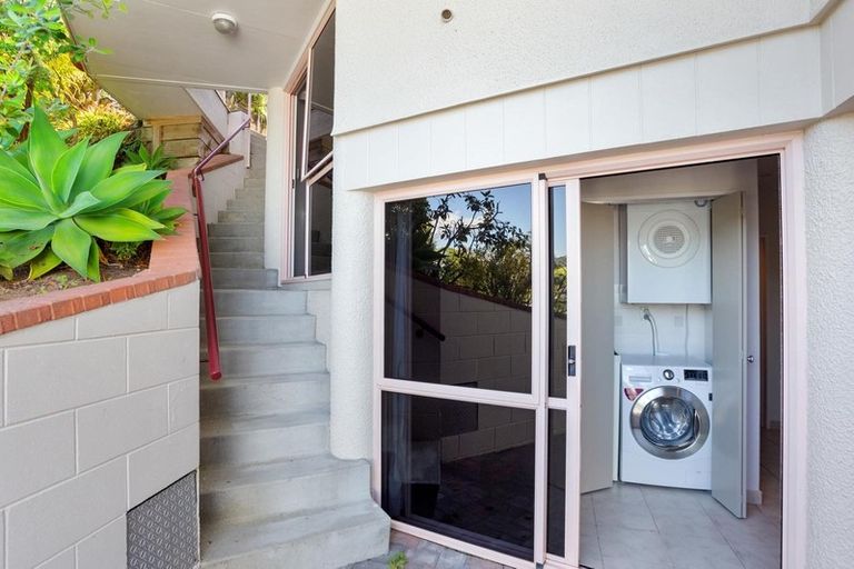 Photo of property in 19 Pine Grove, Tairua, 3508