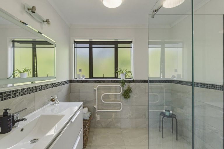 Photo of property in 43 Ngatarua Road, Putiki, Whanganui, 4500