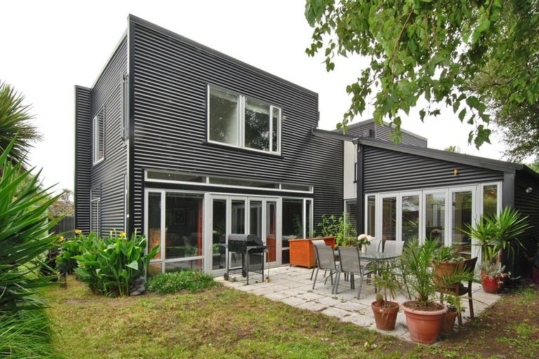 Photo of property in 25 Gilby Street, Linwood, Christchurch, 8011