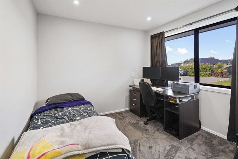 Photo of property in 14 Quail Way, Amberley, 7410