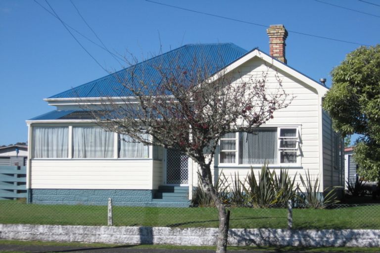 Photo of property in 140 Hakanoa Street, Huntly, 3700