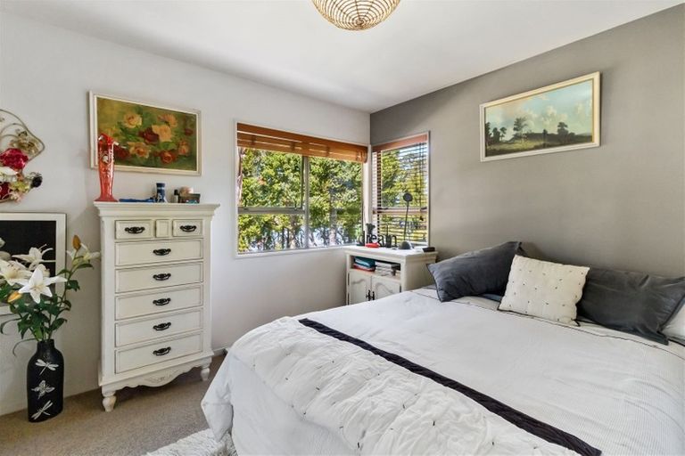 Photo of property in 122 Waireka Place, Whangamata, 3620