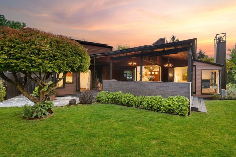 Photo of property in 18 Centennial Avenue, Arrowtown, 9302