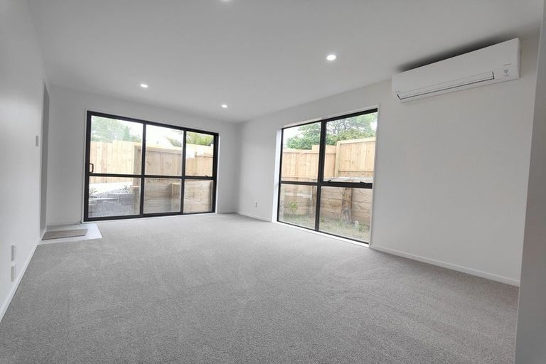 Photo of property in 91d Glenmore Road, Sunnyhills, Auckland, 2010