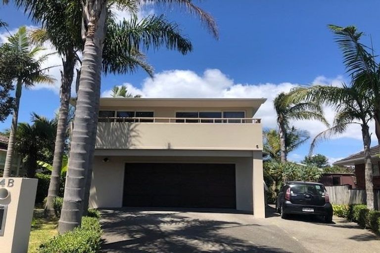 Photo of property in 4b Corrella Road, Belmont, Auckland, 0622