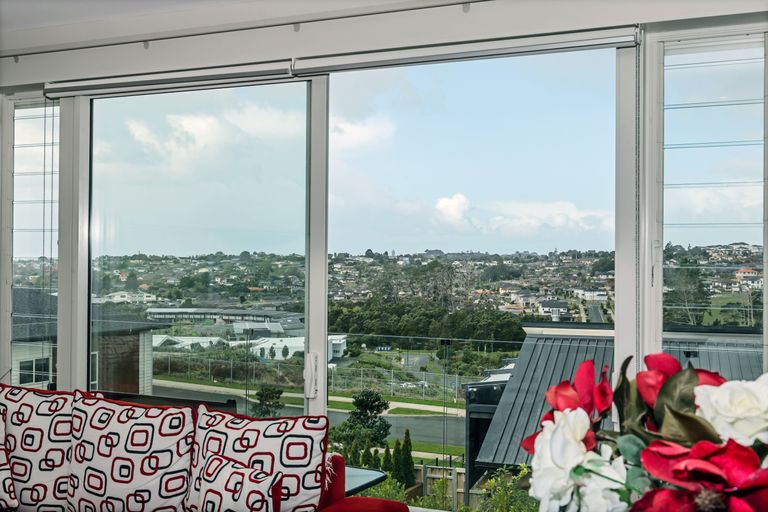 Photo of property in 42 Miller Rise, Silverdale, 0932