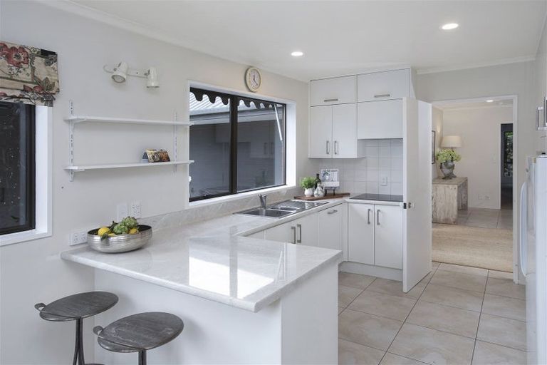 Photo of property in 3 Kelson Lane, Ilam, Christchurch, 8041