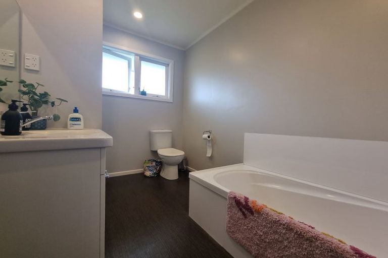 Photo of property in 94 Mackenzie Avenue, Woolston, Christchurch, 8023