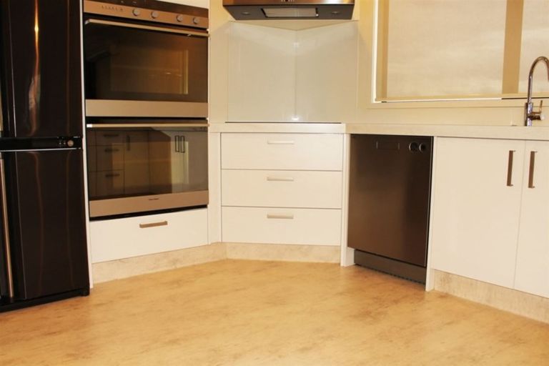 Photo of property in 205d Pakuranga Road, Pakuranga, Auckland, 2010