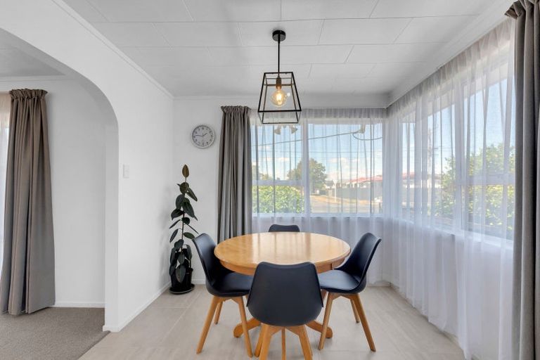 Photo of property in 120 Grandview Road, Nawton, Hamilton, 3200