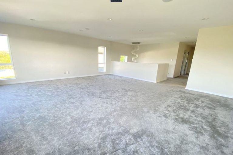 Photo of property in 43 Remuremu Street, Long Bay, Auckland, 0630