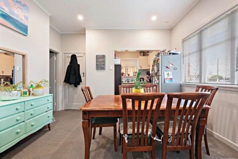 Photo of property in 38 Atkinson Avenue, Papatoetoe, Auckland, 2025