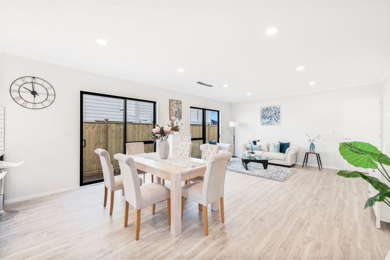 Photo of property in 70 Ksenia Drive, Flat Bush, Auckland, 2019